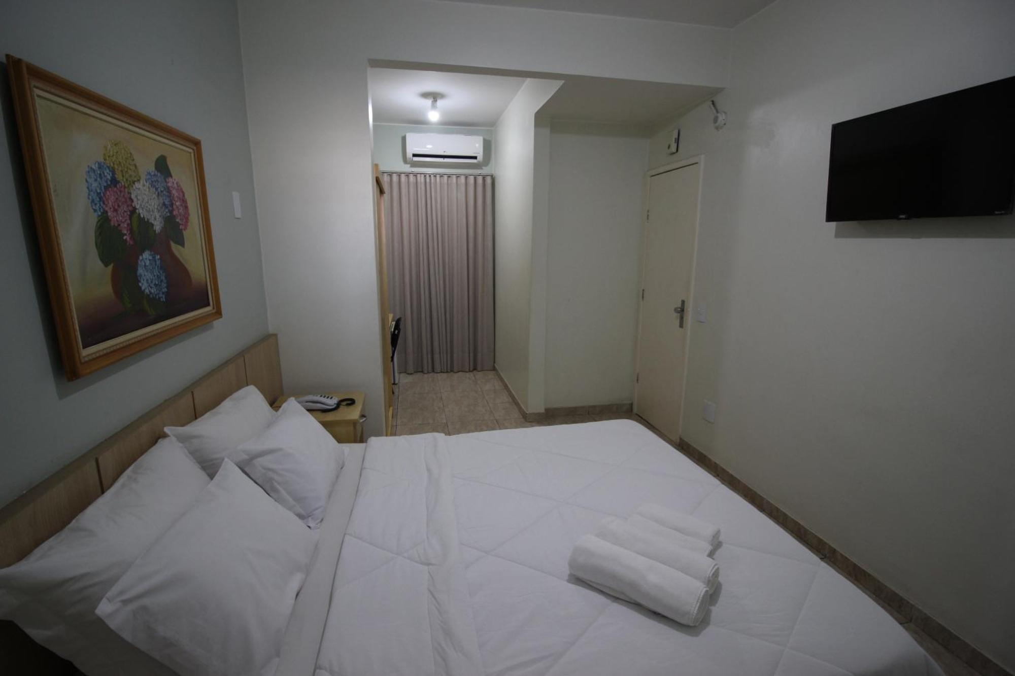 Hotel Regina Muriaé Εξωτερικό φωτογραφία